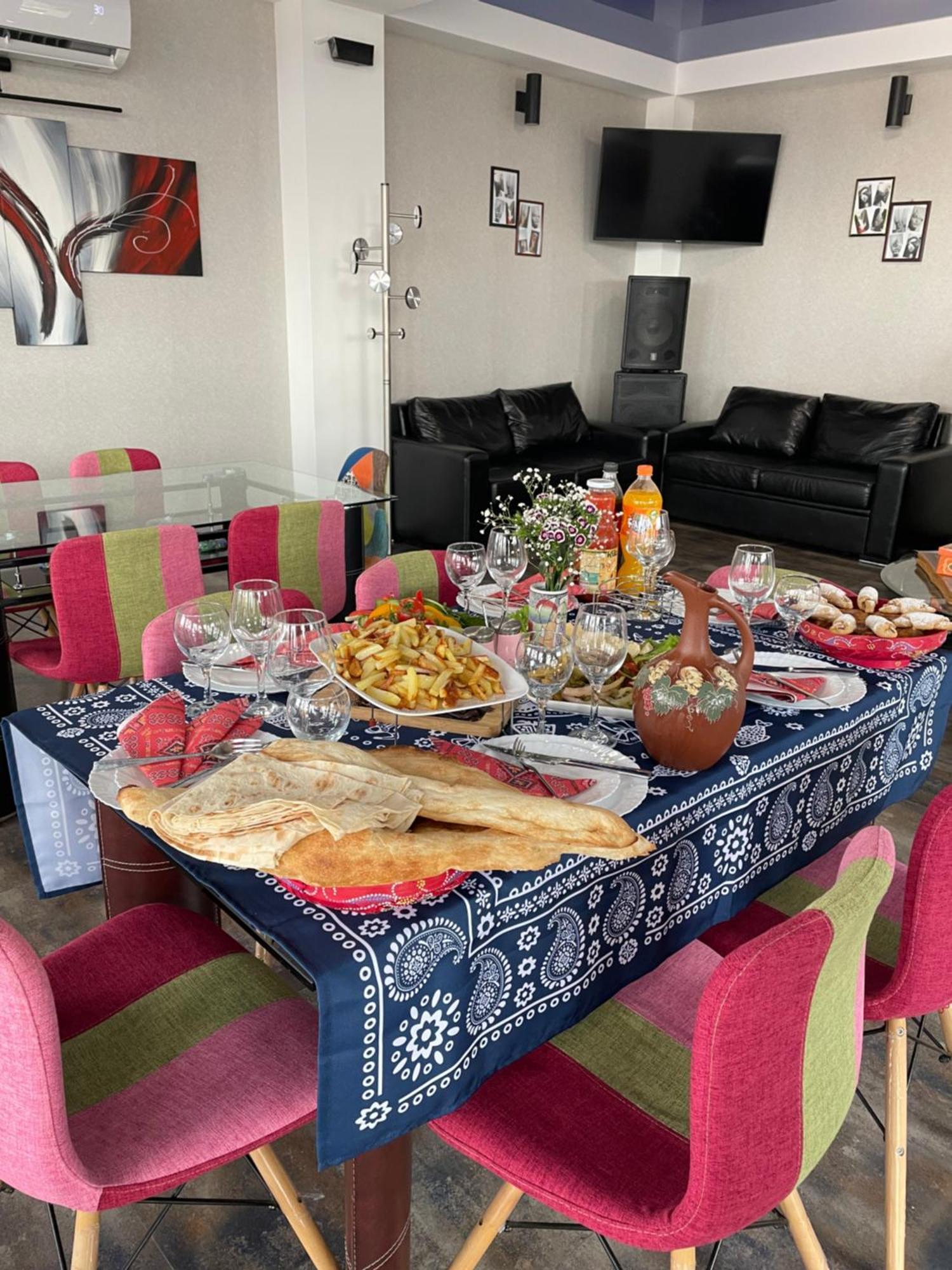 Art Chalet Akhaltsikhe  Luaran gambar