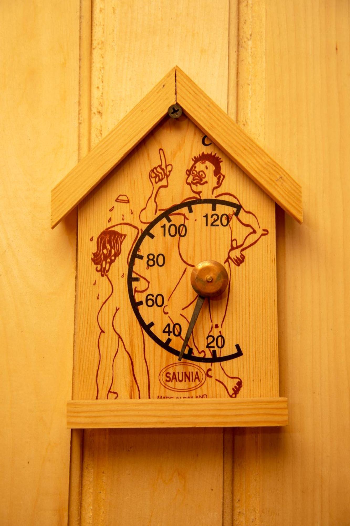 Art Chalet Akhaltsikhe  Bilik gambar